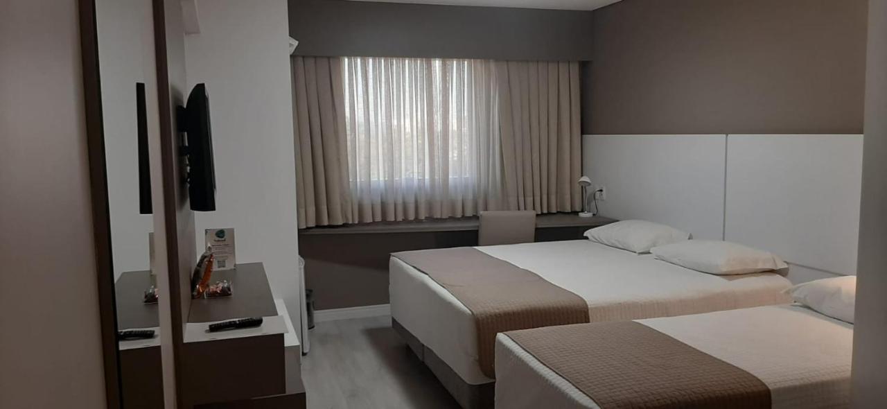 Quarto Triplo Luxo